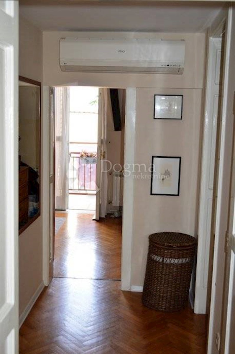 Apartmán Na predaj - GRAD ZAGREB  ZAGREB 