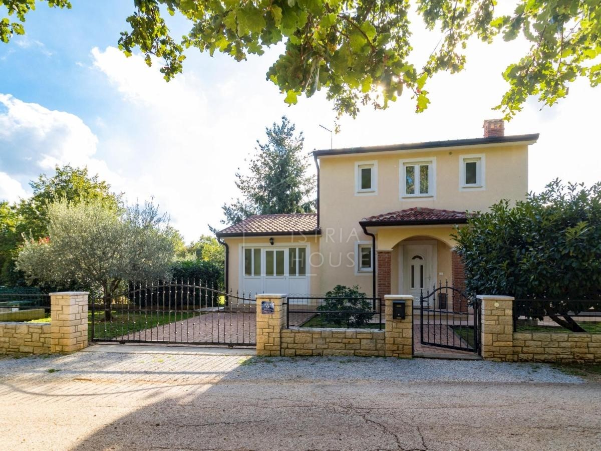Haus Zu verkaufen - ISTARSKA  POREČ 