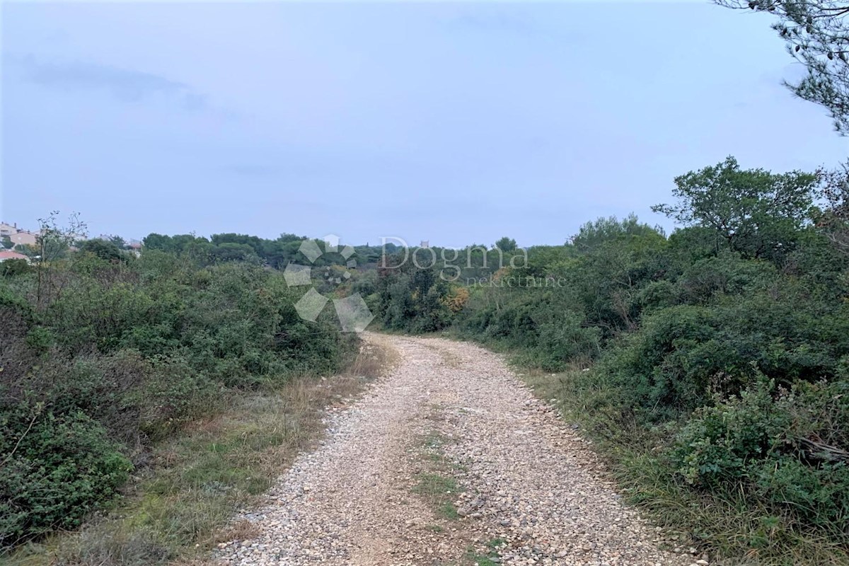 Land For sale - ISTARSKA  Pula