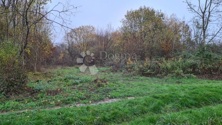 Terrain à vendre 3387 m² – Čulinec
