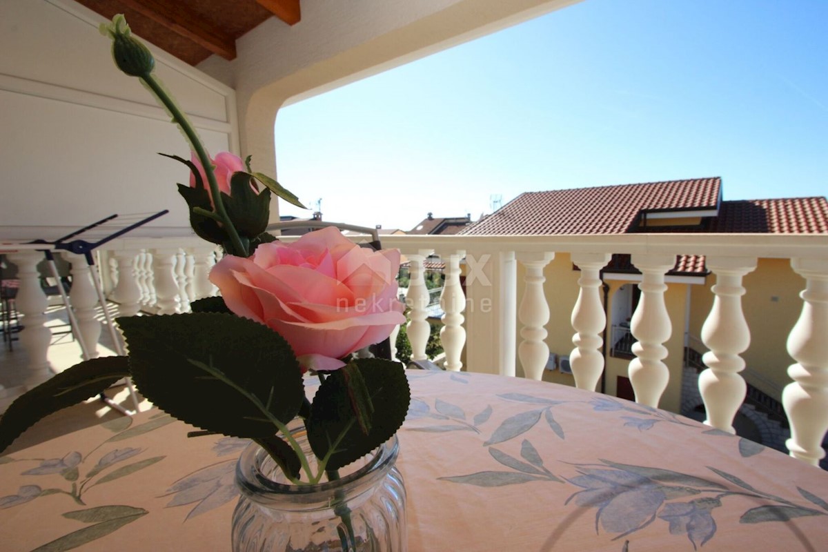 Haus Zu verkaufen - ISTARSKA  POREČ 