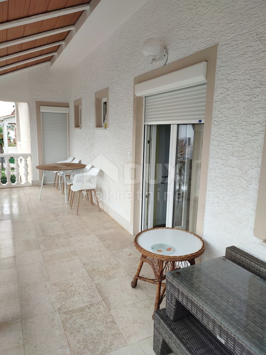 Haus Zu verkaufen - ISTARSKA  POREČ 