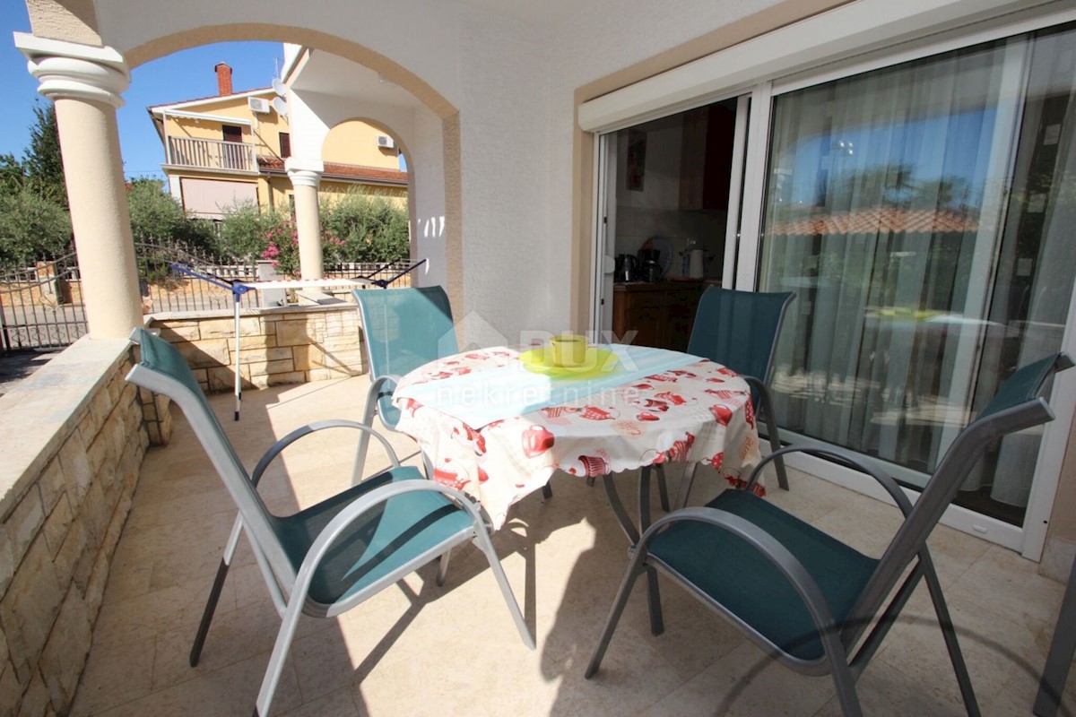 Haus Zu verkaufen - ISTARSKA  POREČ 