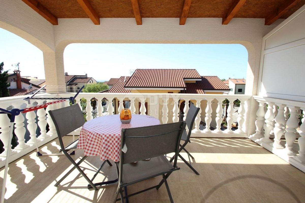 Haus Zu verkaufen - ISTARSKA  POREČ 