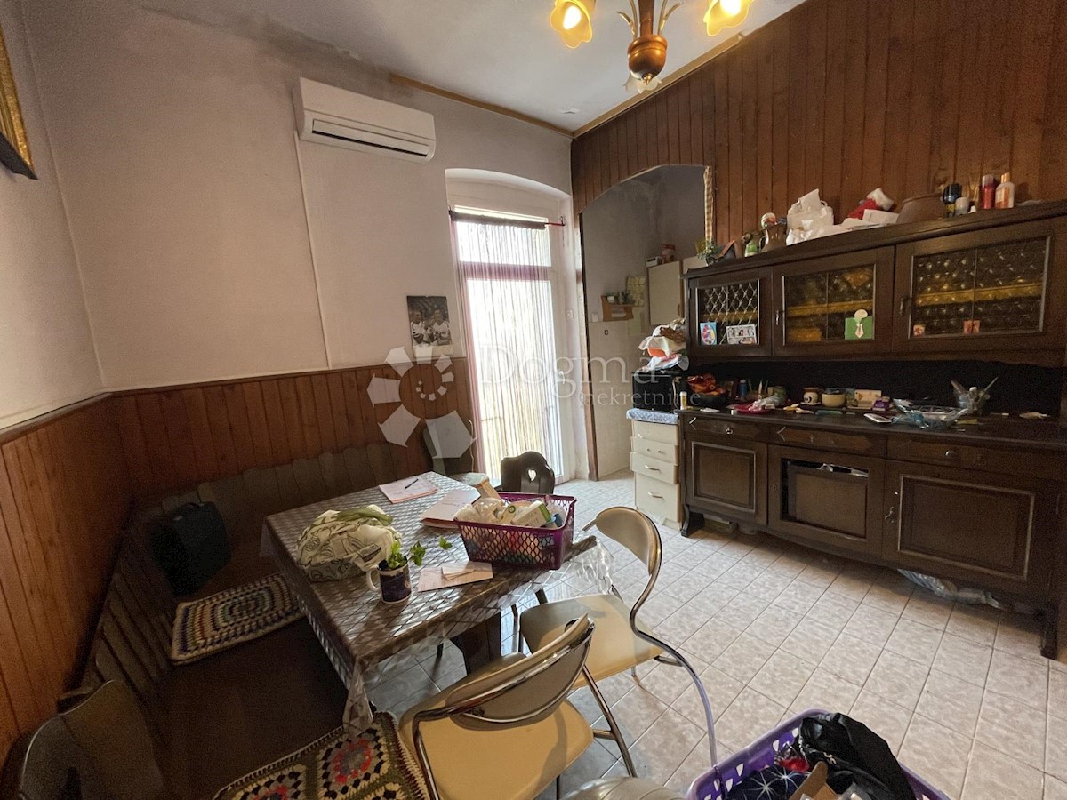 Apartment Zu verkaufen - ISTARSKA  PULA 