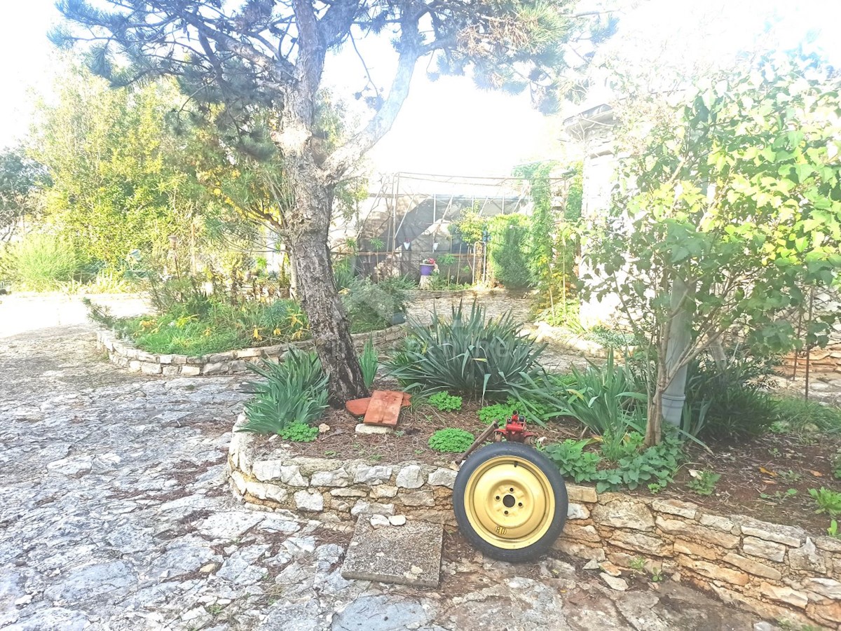 Haus Zu verkaufen - ISTARSKA  MARČANA 