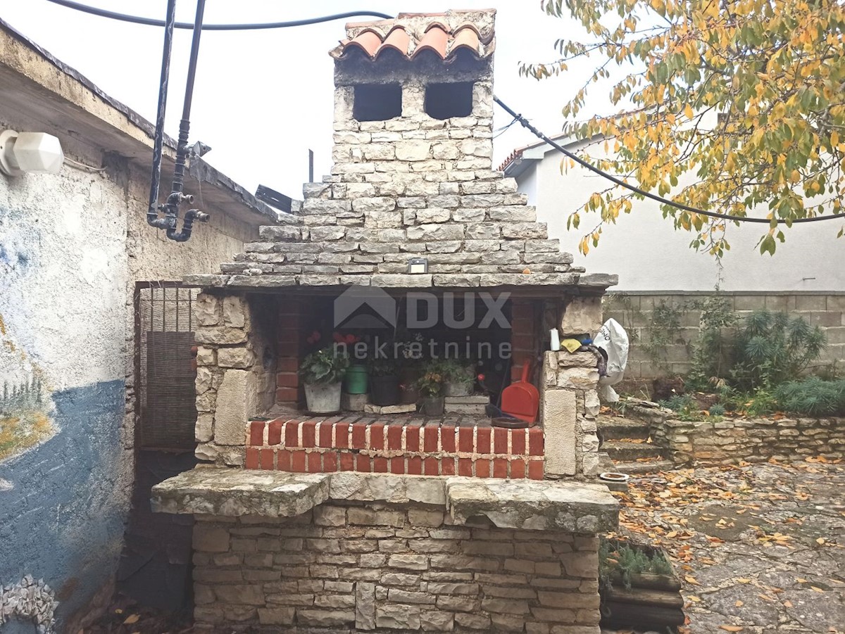 Haus Zu verkaufen - ISTARSKA  MARČANA 