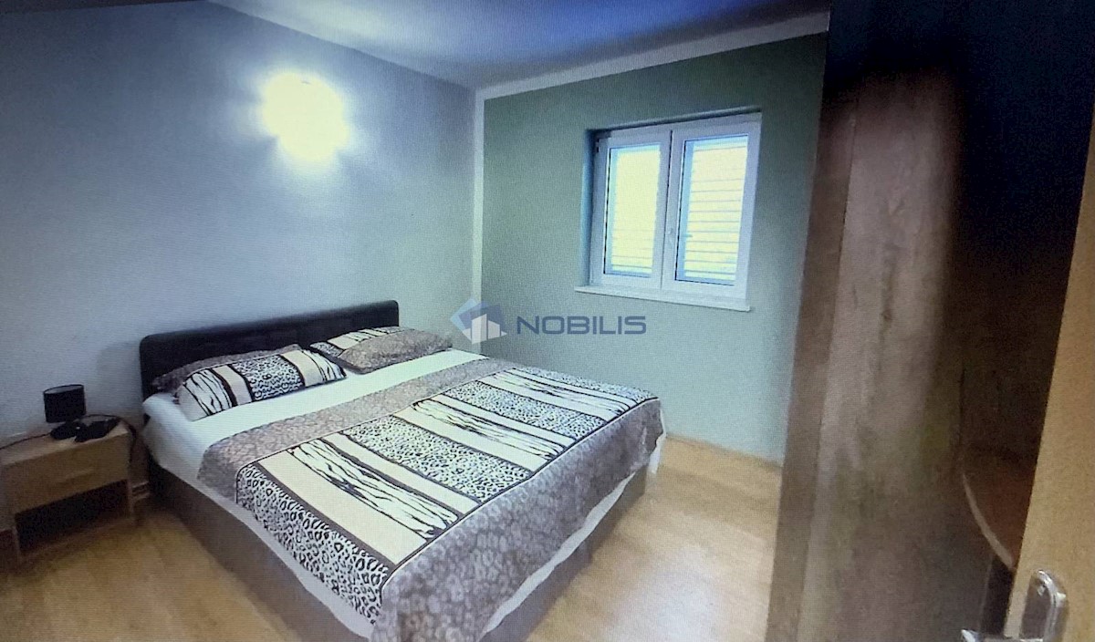 Appartement À vendre - SPLITSKO-DALMATINSKA  OMIŠ 