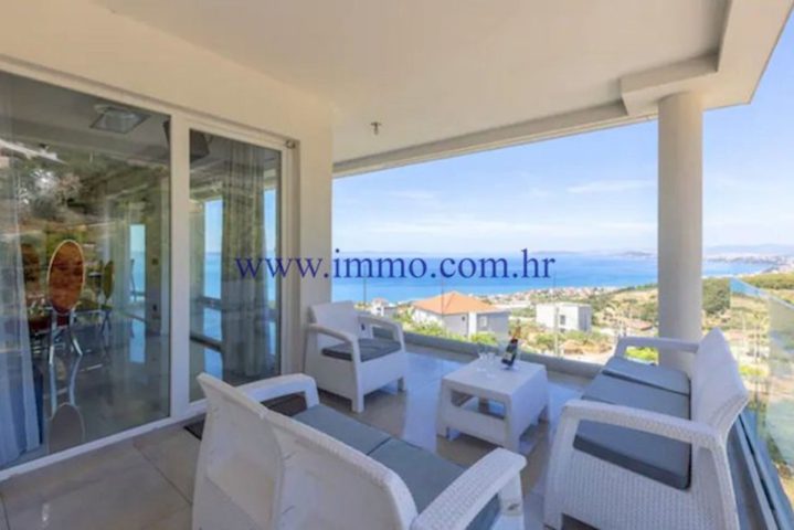 House for sale 550 m² – Split