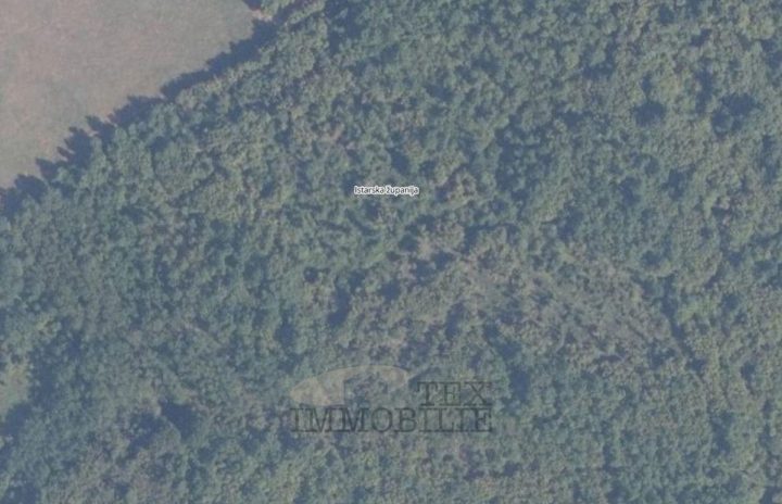 Terreno in vendita 68202 m² – Poreč