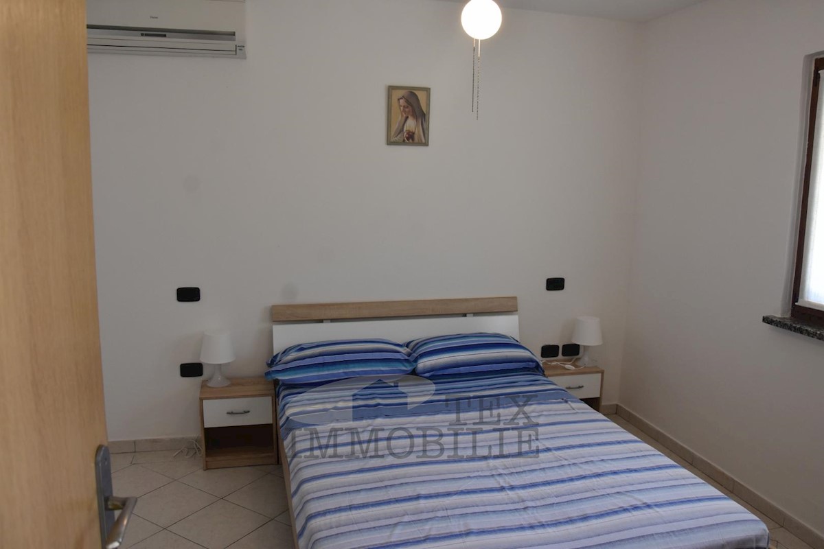 Casa In vendita - ISTARSKA  POREČ 
