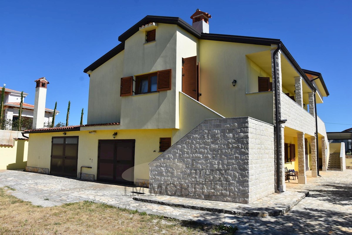 Casa In vendita - ISTARSKA  POREČ 