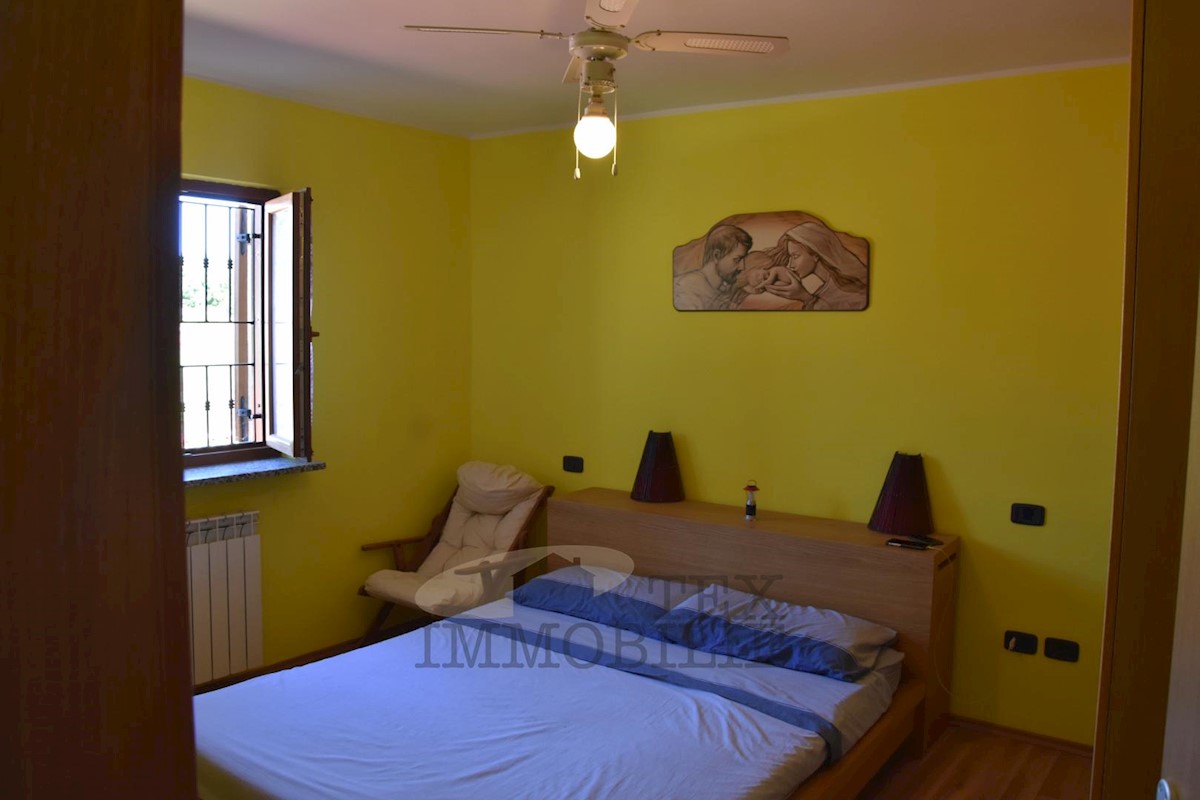 Casa In vendita - ISTARSKA  POREČ 