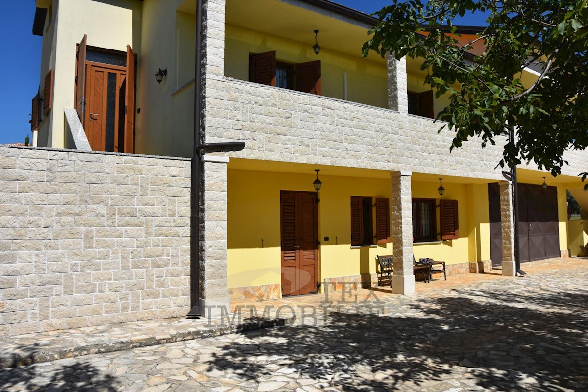 Casa In vendita - ISTARSKA  POREČ 