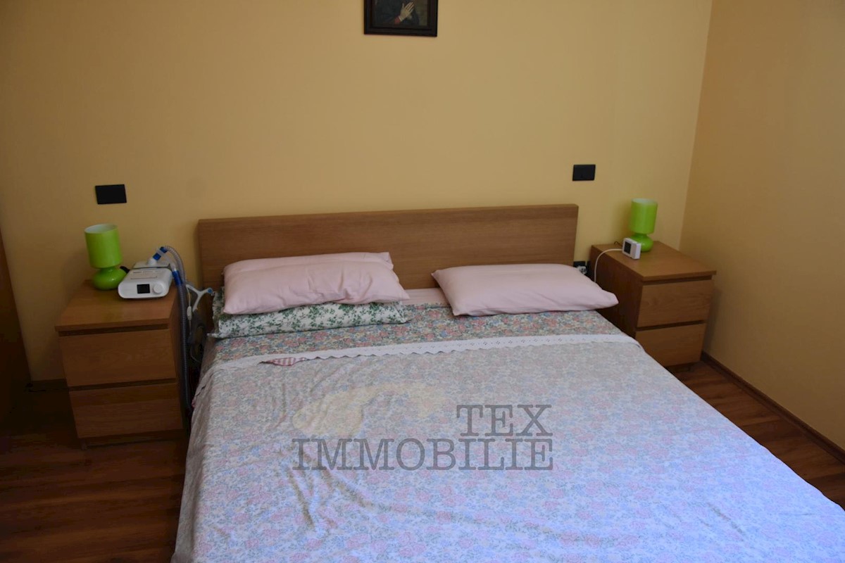 Casa In vendita - ISTARSKA  POREČ 