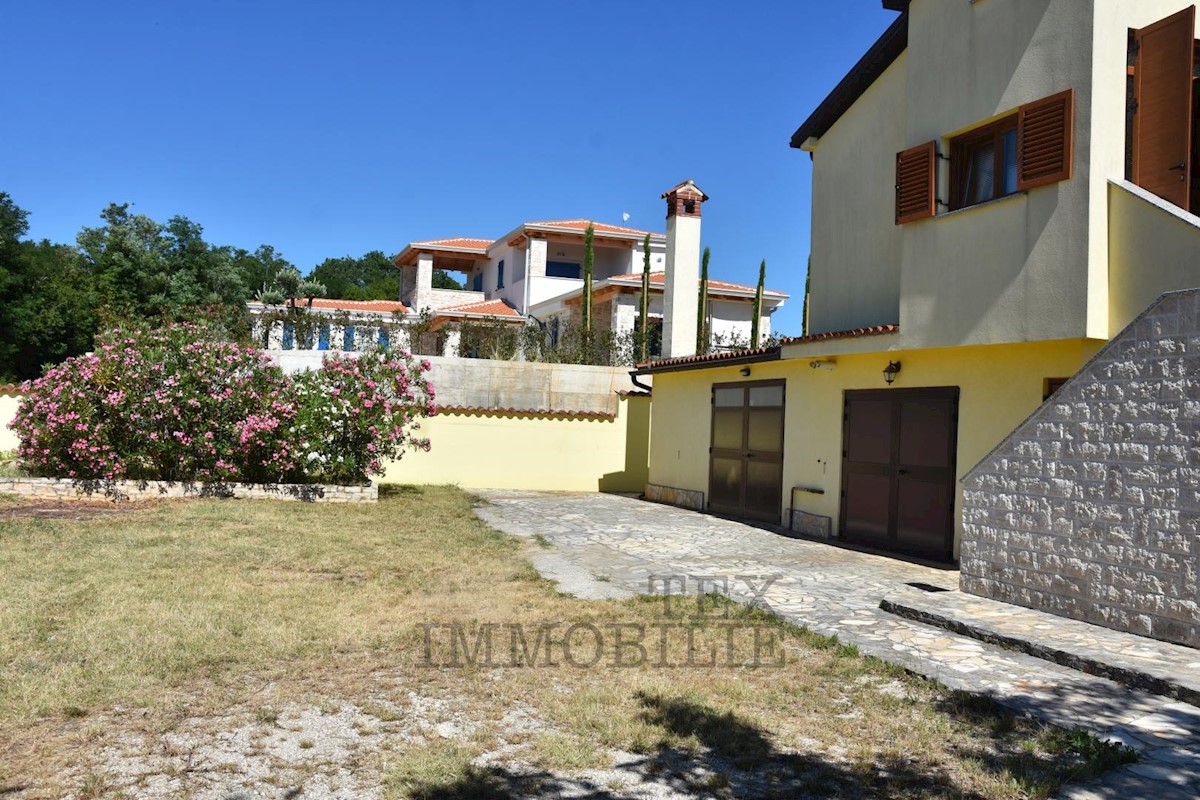 Casa In vendita - ISTARSKA  POREČ 