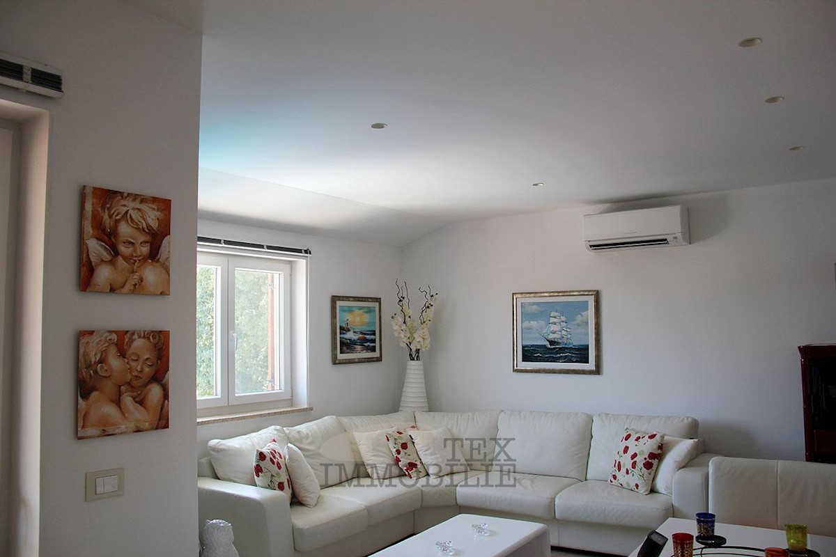Maison À vendre - ISTARSKA  POREČ 