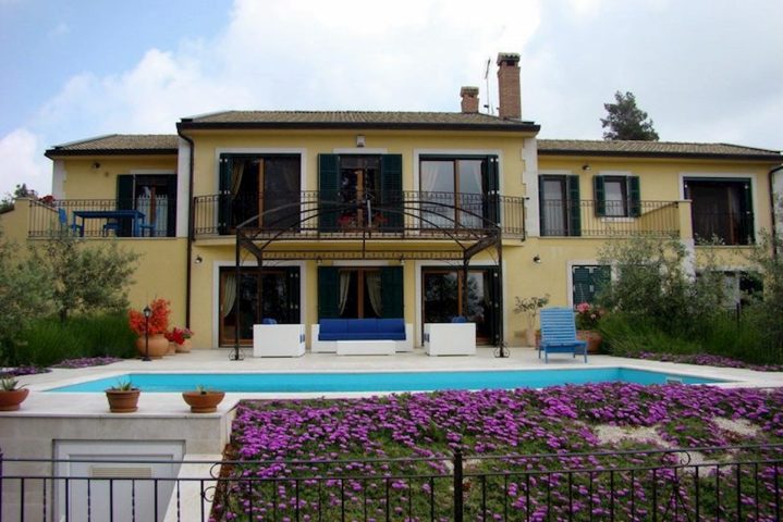 Casa in vendita 500 m² – Poreč