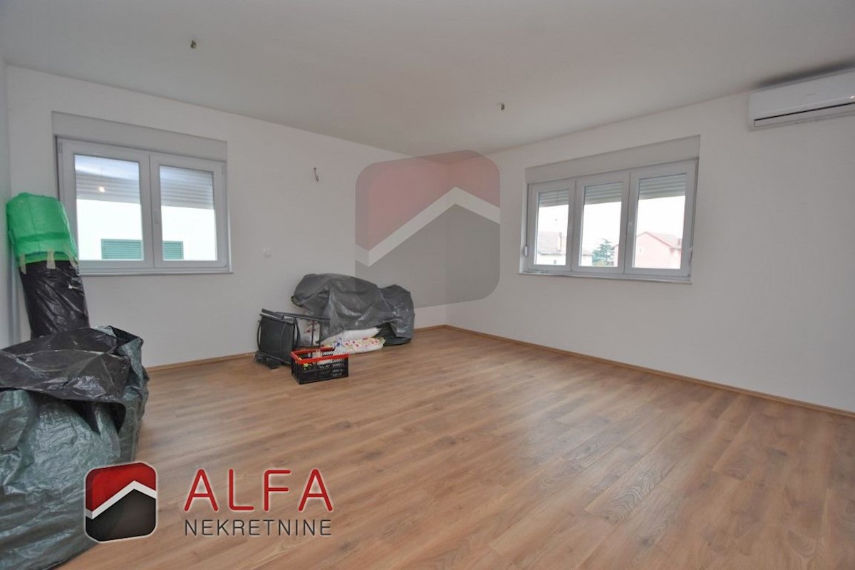 Apartment Zu verkaufen - ŠIBENSKO-KNINSKA  VODICE 