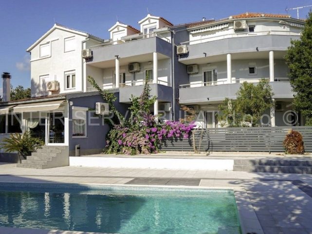 Hiša Naprodaj - šibensko-kninska Vodice - foto 2/17