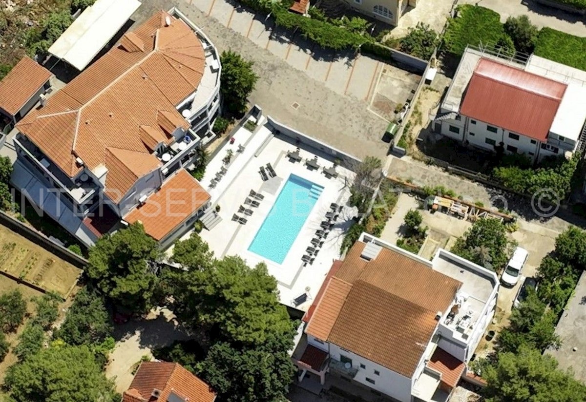 Hiša Naprodaj - ŠIBENSKO-KNINSKA  Vodice