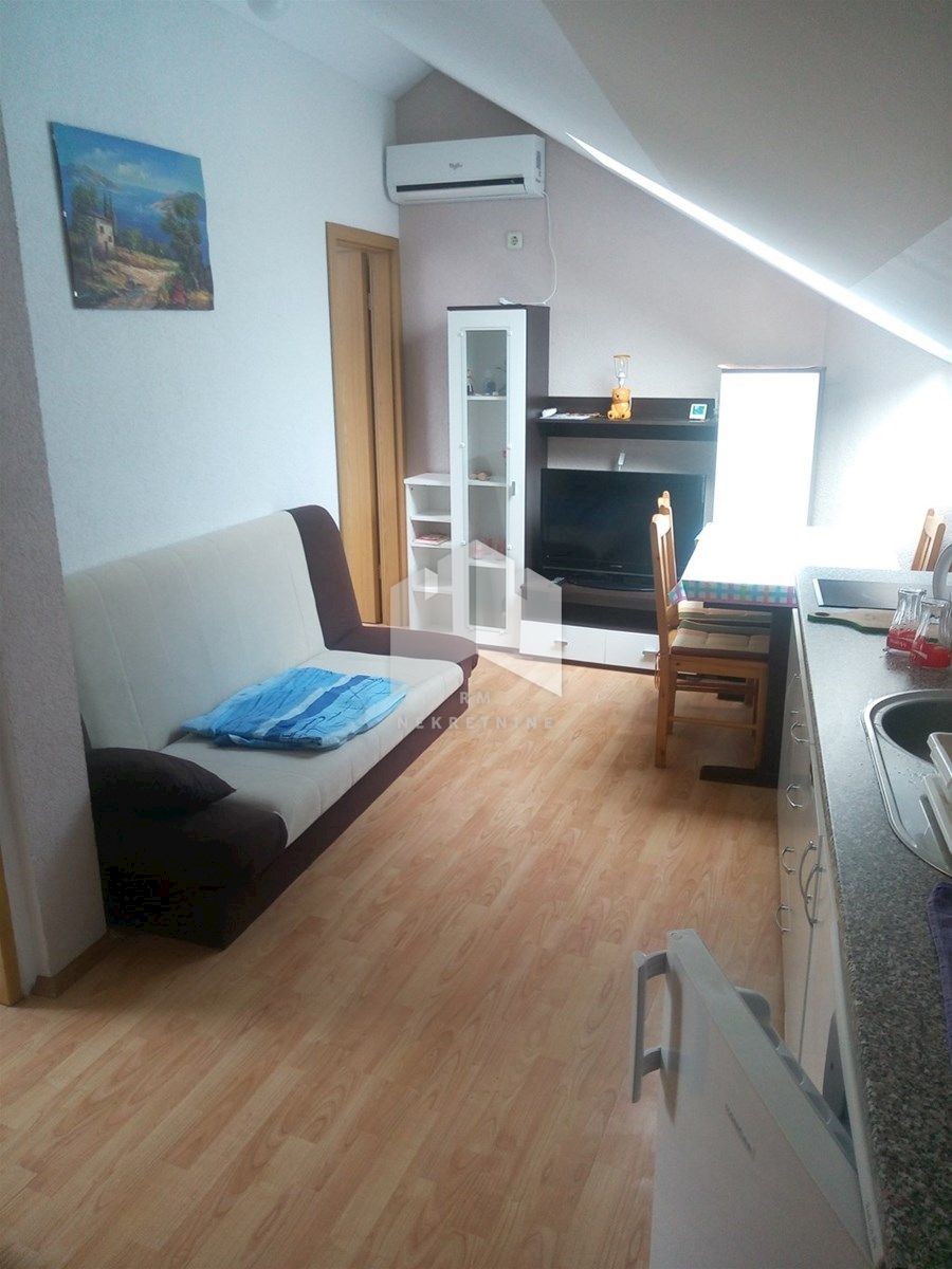 Flat For sale - PRIMORSKO-GORANSKA  VINODOLSKA OPĆINA 