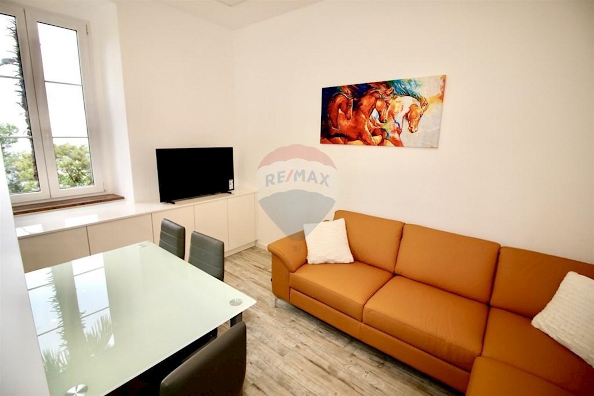 Flat For rent - PRIMORSKO-GORANSKA  LOVRAN 