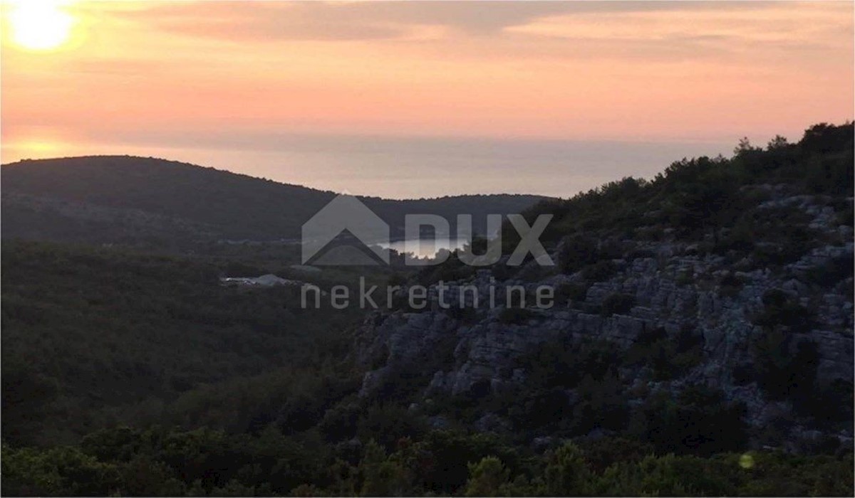 Terreno In vendita - SPLITSKO-DALMATINSKA  HVAR 