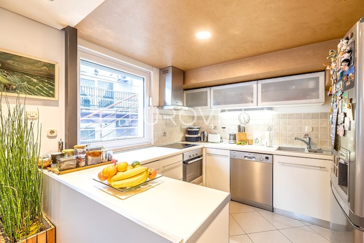 Apartment Zu verkaufen - GRAD ZAGREB  ZAGREB 