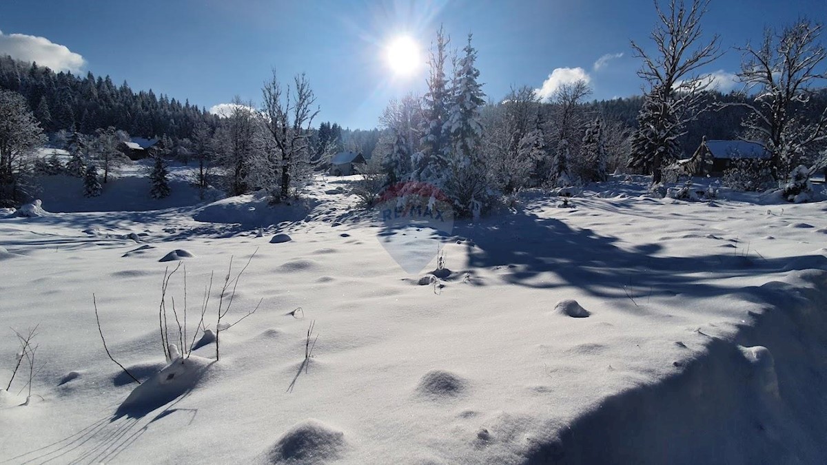 Pozemok Na predaj - PRIMORSKO-GORANSKA  RAVNA GORA 