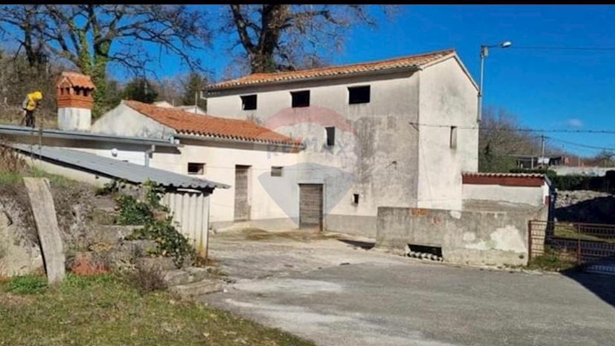 Casa In vendita - ISTARSKA  PIĆAN 