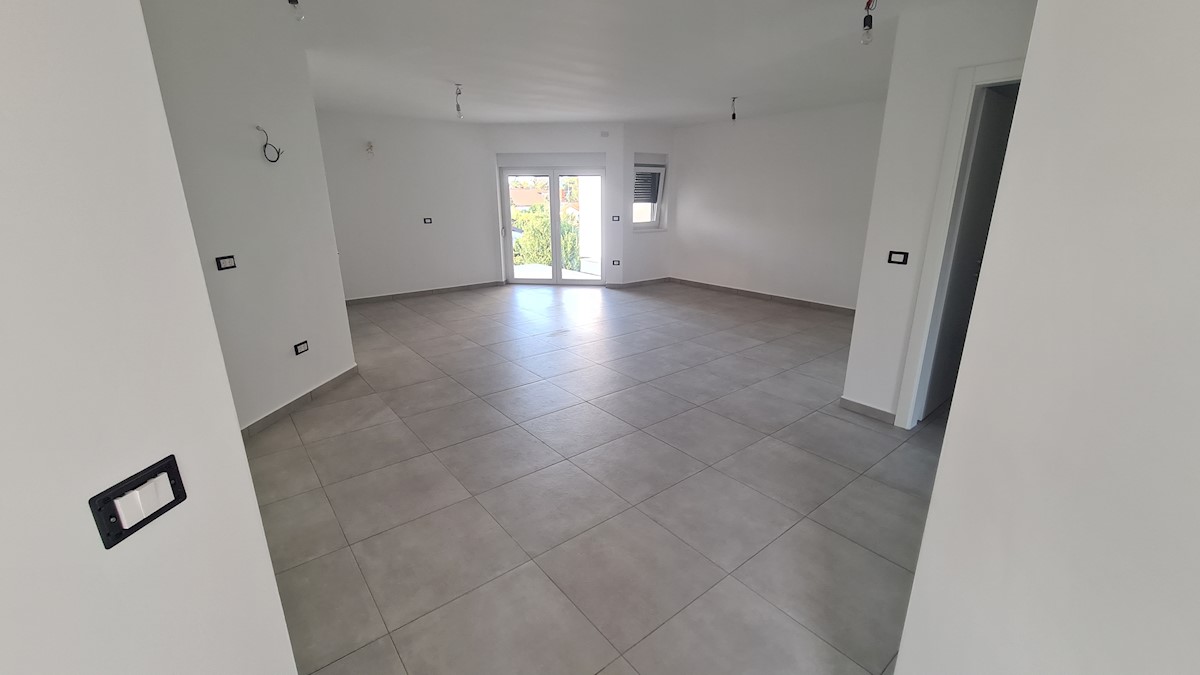 Apartmán Na predaj ZAMBRATIJA