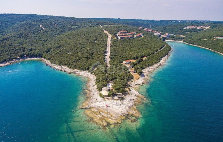 Zemljište na prodaju 2902 m² – Pavićini