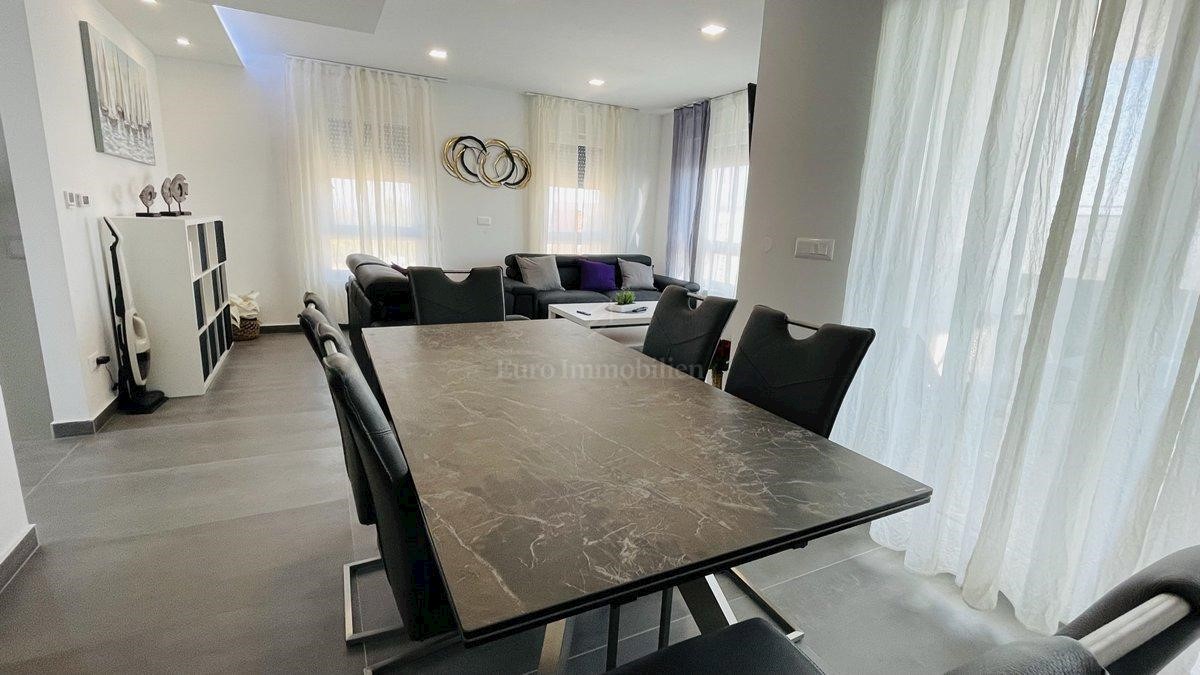 Apartmán Na prodej - ŠIBENSKO-KNINSKA  VODICE 