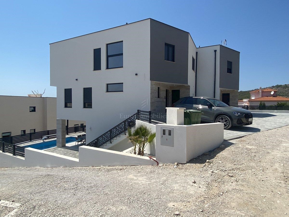 Apartmán Na prodej - ŠIBENSKO-KNINSKA  VODICE 