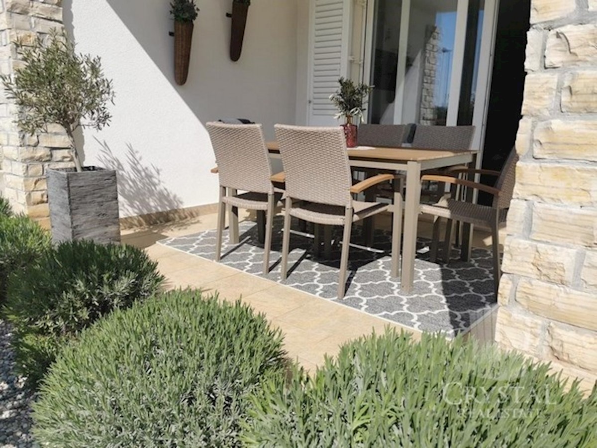 House For sale - ISTARSKA  NOVIGRAD 