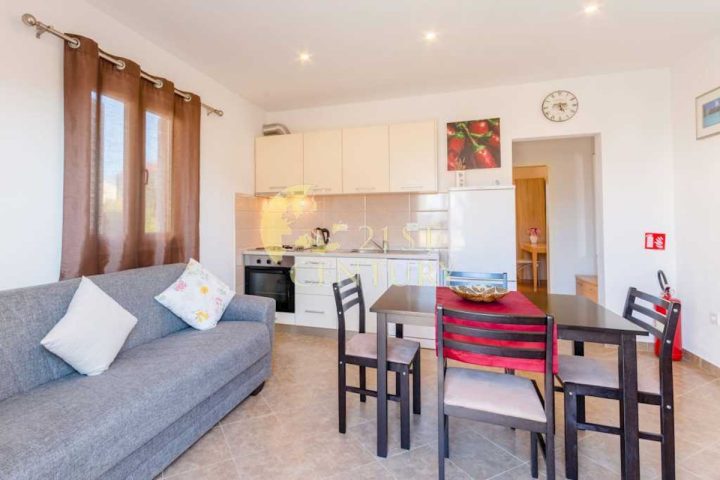 Apartmán na prenájom 45 m² – Supetar