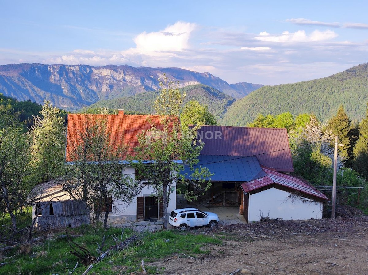 Haus Zu verkaufen - PRIMORSKO-GORANSKA  ČABAR 