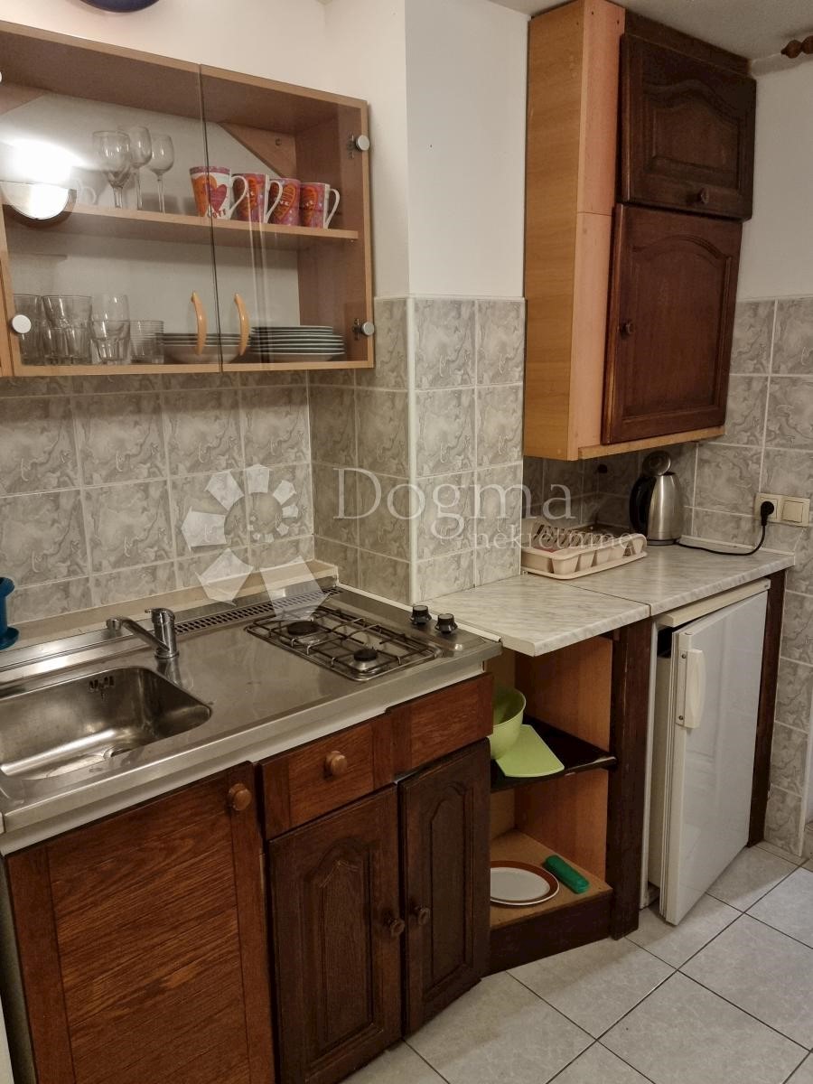 Stan Na prodaju - ŠIBENSKO-KNINSKA  VODICE 