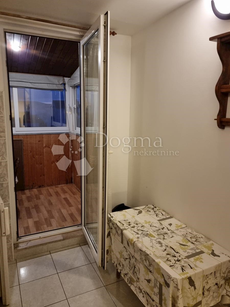 Stan Na prodaju - ŠIBENSKO-KNINSKA  VODICE 