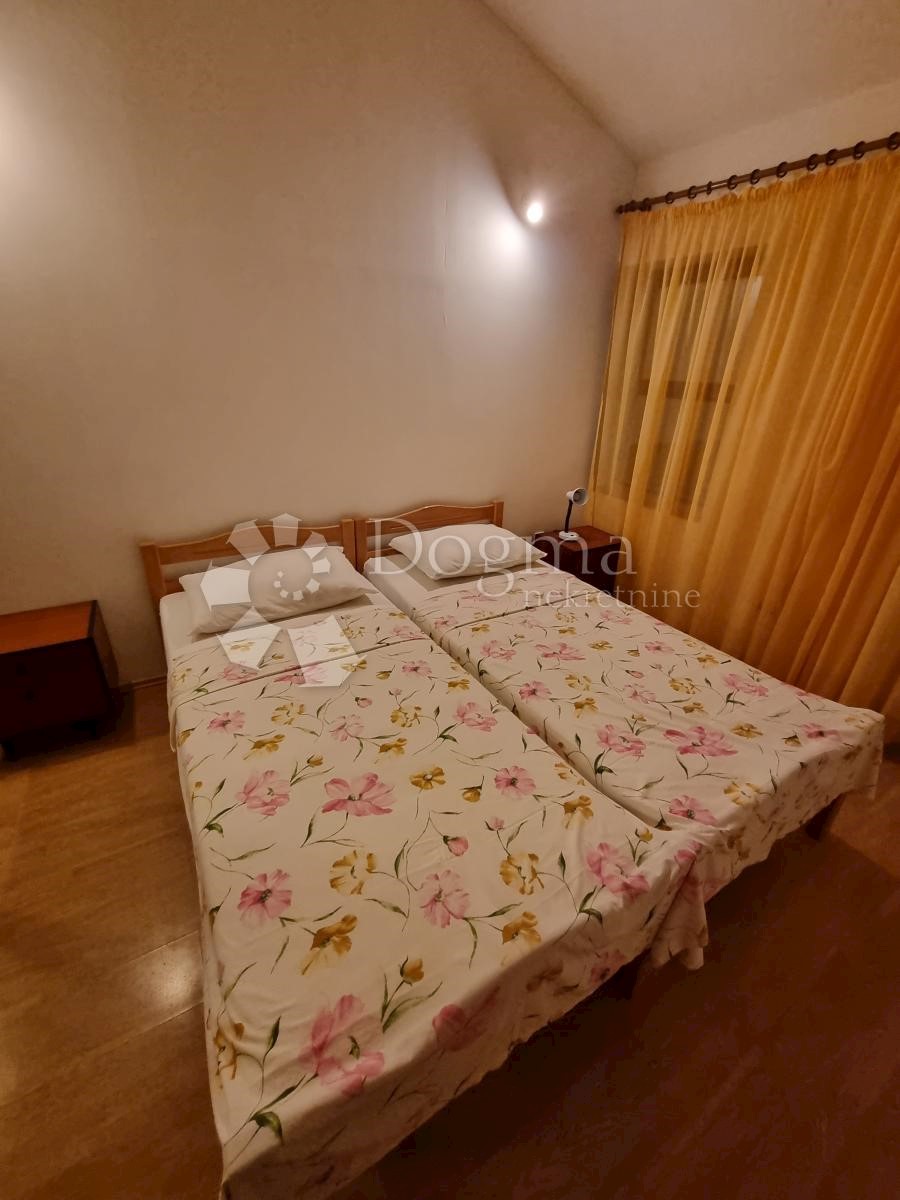 Stan Na prodaju - ŠIBENSKO-KNINSKA  VODICE 