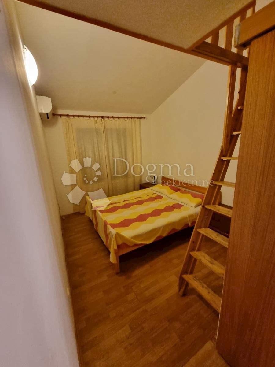Stan Na prodaju - ŠIBENSKO-KNINSKA  VODICE 