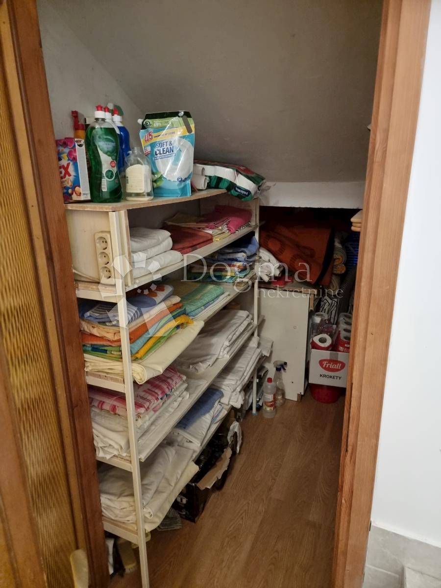 Stan Na prodaju - ŠIBENSKO-KNINSKA  VODICE 