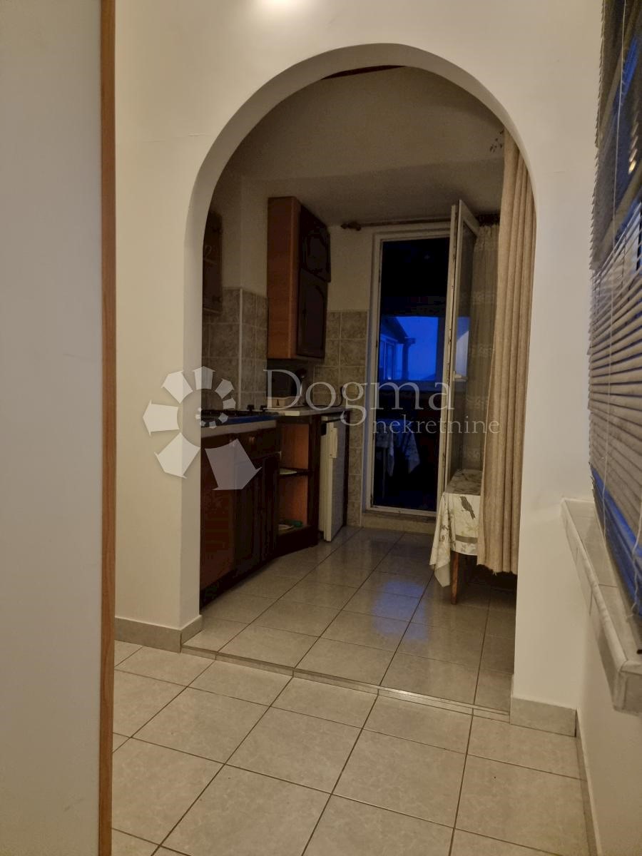 Stan Na prodaju - ŠIBENSKO-KNINSKA  VODICE 