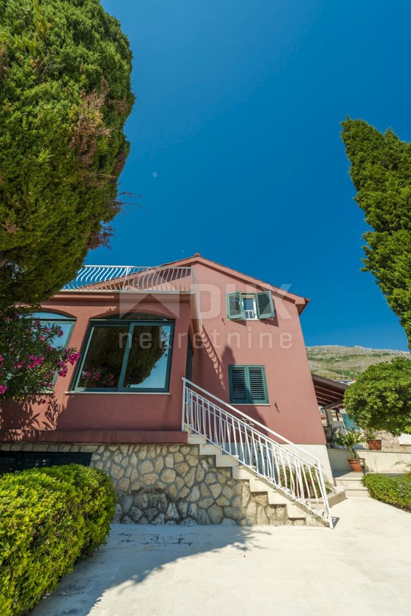 House For sale - DUBROVAČKO-NERETVANSKA  DUBROVNIK 