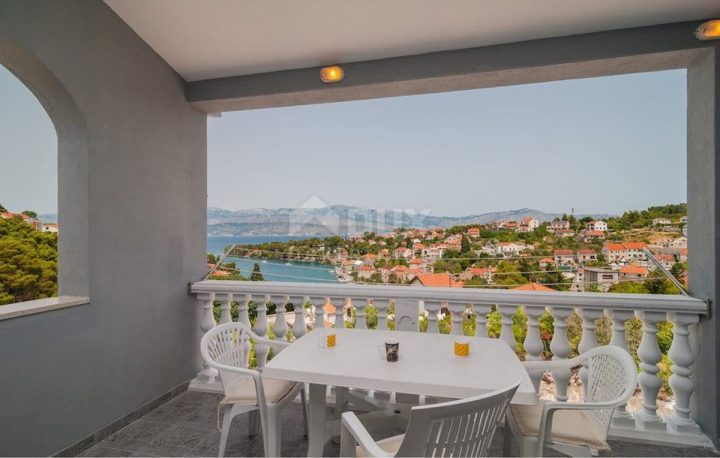 Casa In vendita - Splitsko-dalmatinska Supetar - foto 2/18