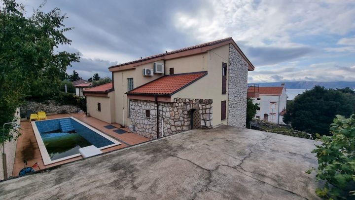 Maison à vendre 270 m² – Novi Vinodolski
