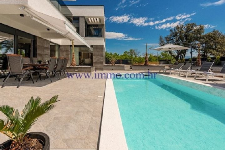 Dom na sprzedaż 212 m² – Zadar