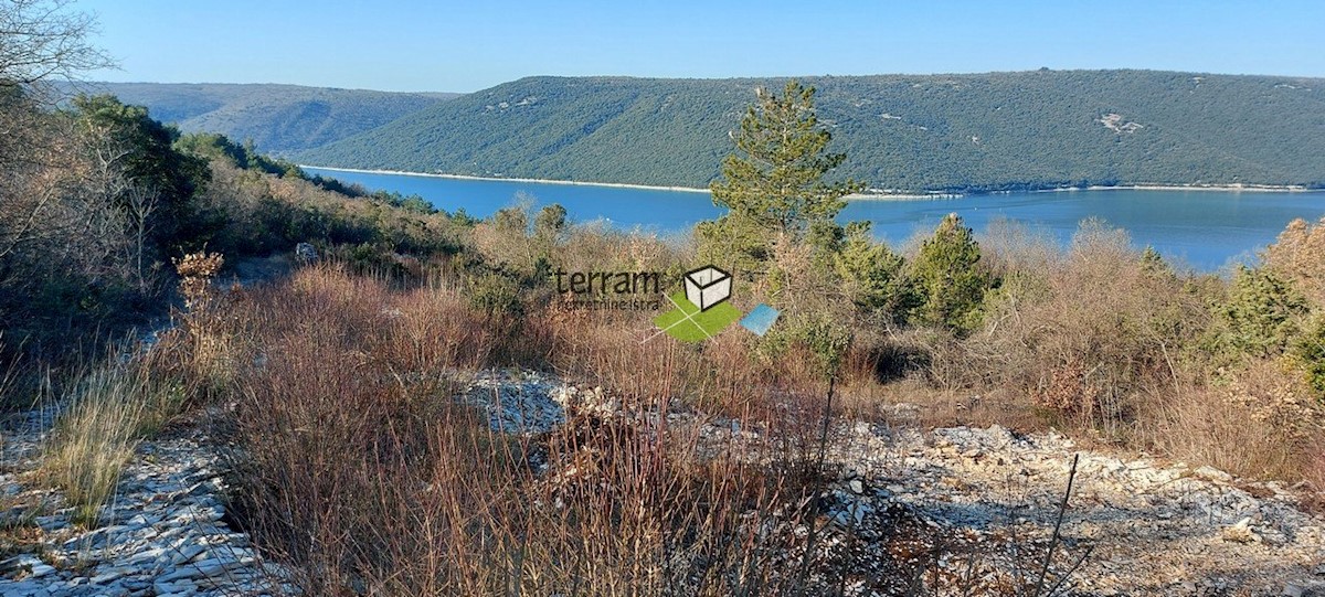 Land For sale - ISTARSKA  RAŠA 