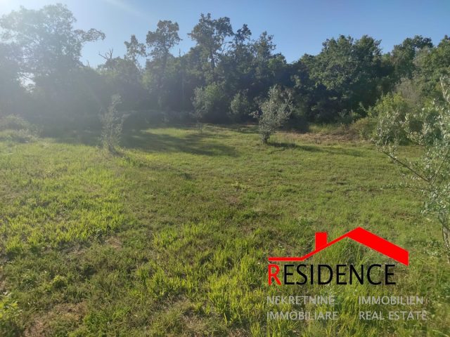 Terrain à vendre 656 m² – Peroj